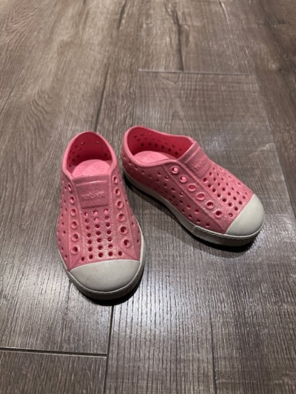 Sparkly Pink Native shoes size 6 Toddler